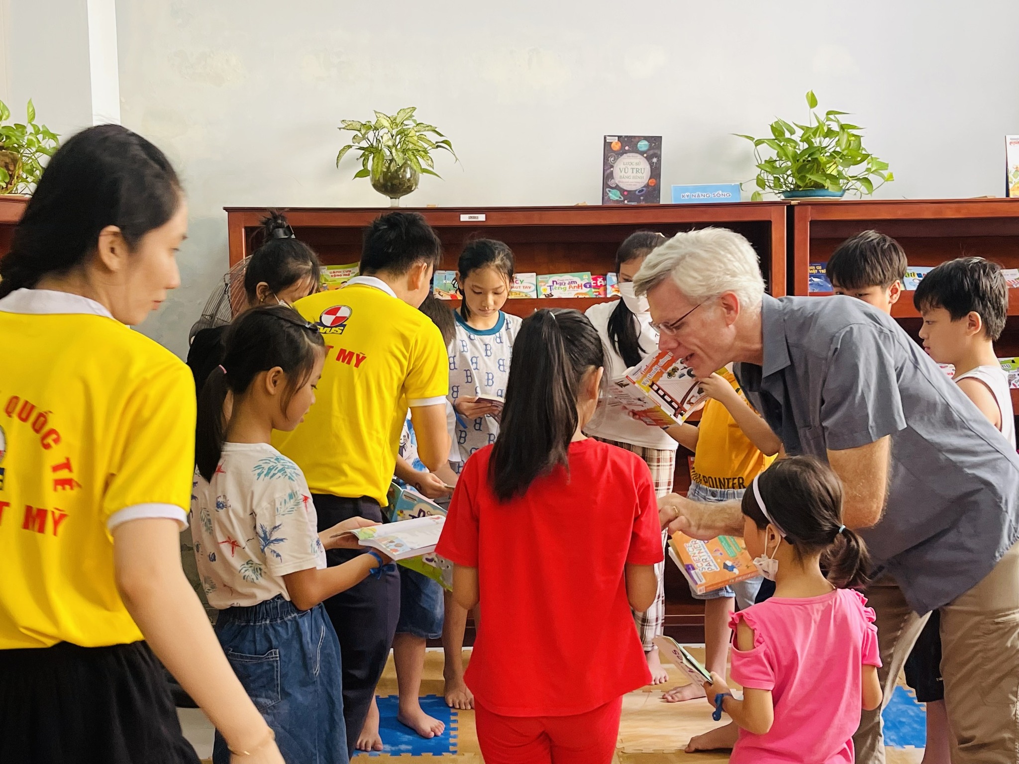 Nói chuyện tiếng anh với người nước ngoài